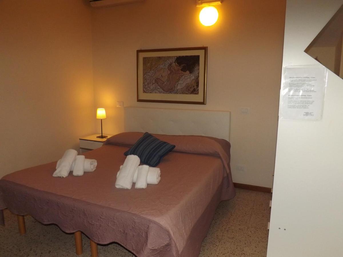 B&B Central Toma Montecatini Terme Eksteriør billede